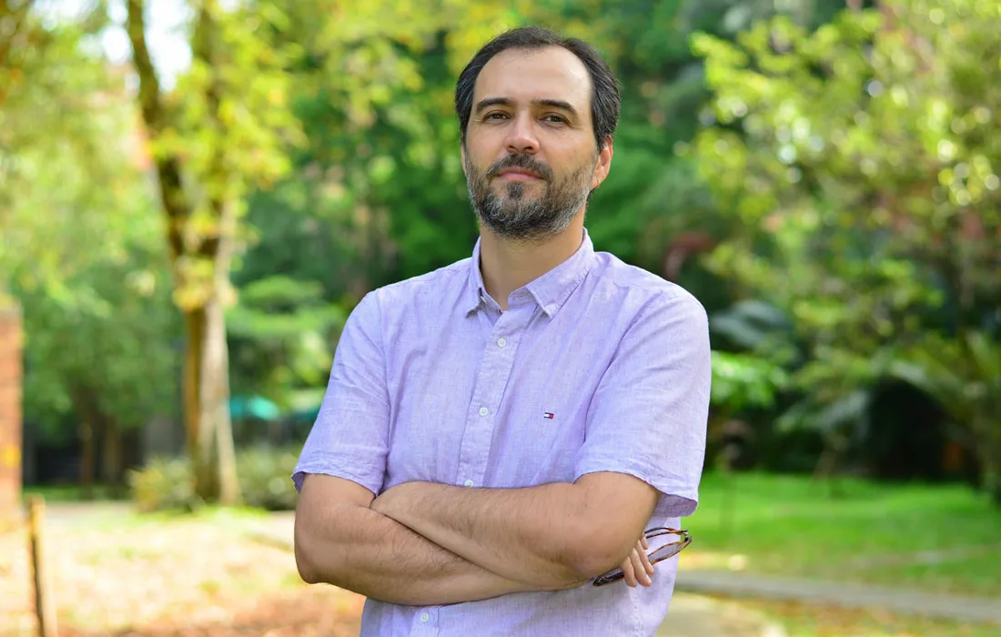 Arquitecturas cimarronas, la investigación que Gustavo Arteaga presentó en evento internacional